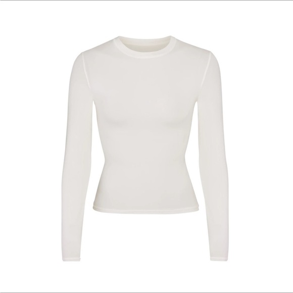 SKIMS Fits Everybody Longsleeve - Picture 3 of 6